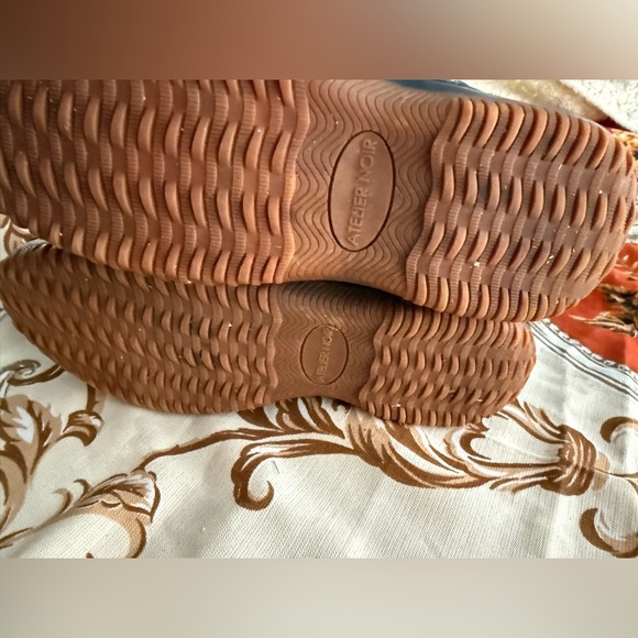 Atelier Noir (by Rudsak) Shearling/Faux-Fur Lined Winter Boots duck boot style - Picture 8 of 11